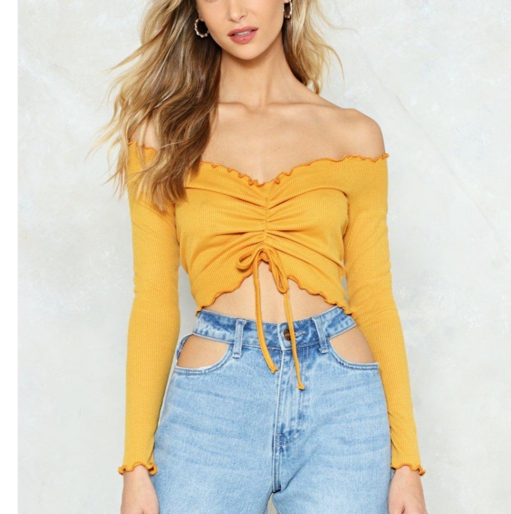 Nasty Gal Don't Make Me Ruche Crop Top